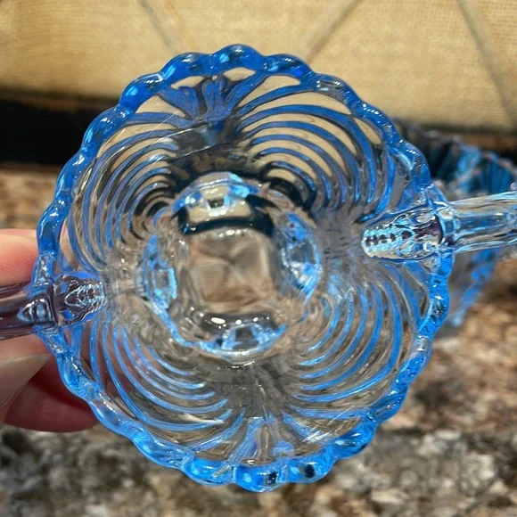 Vintage cream and sugar set - Picture 5 of 10